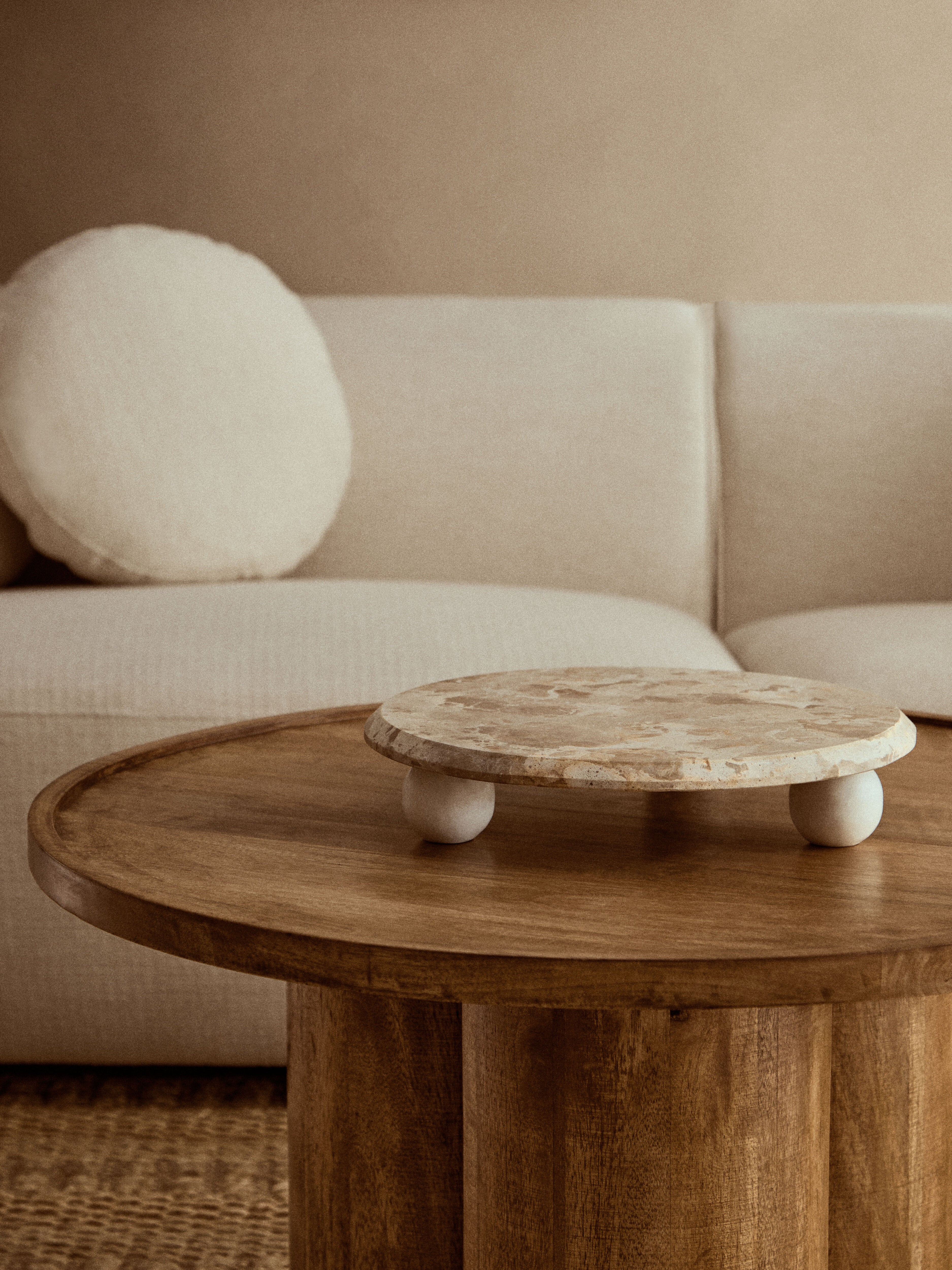 Como Chocolate Marble Riser